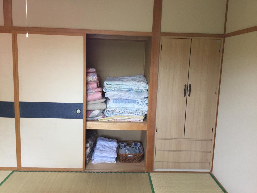 Hotel Natsumi No Sato Biei Zimmer foto