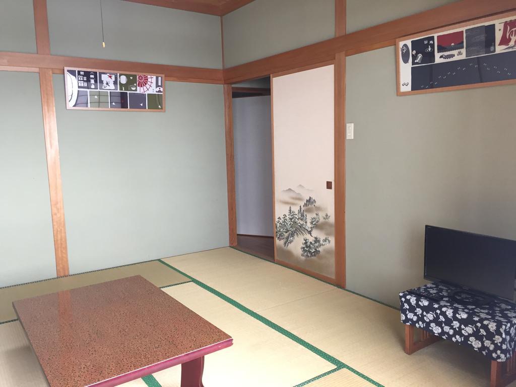 Hotel Natsumi No Sato Biei Exterior foto