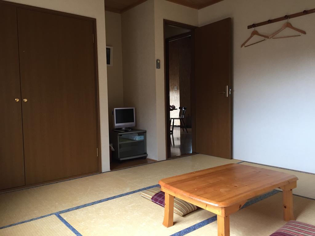 Hotel Natsumi No Sato Biei Exterior foto